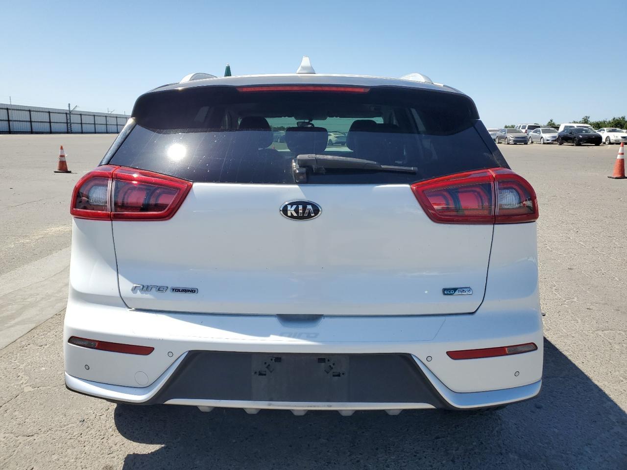 2017 Kia Niro Ex Touring - Image 6