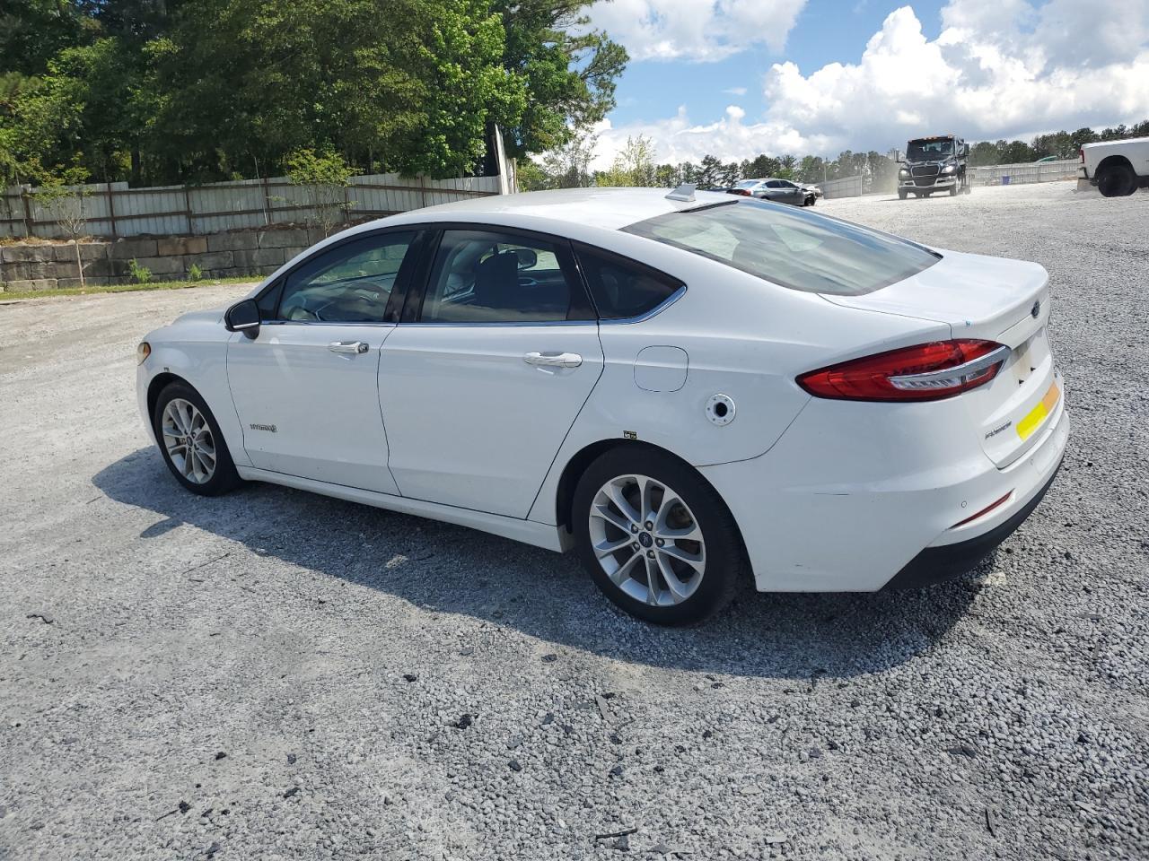 2019 Ford Fusion Se - Image 2