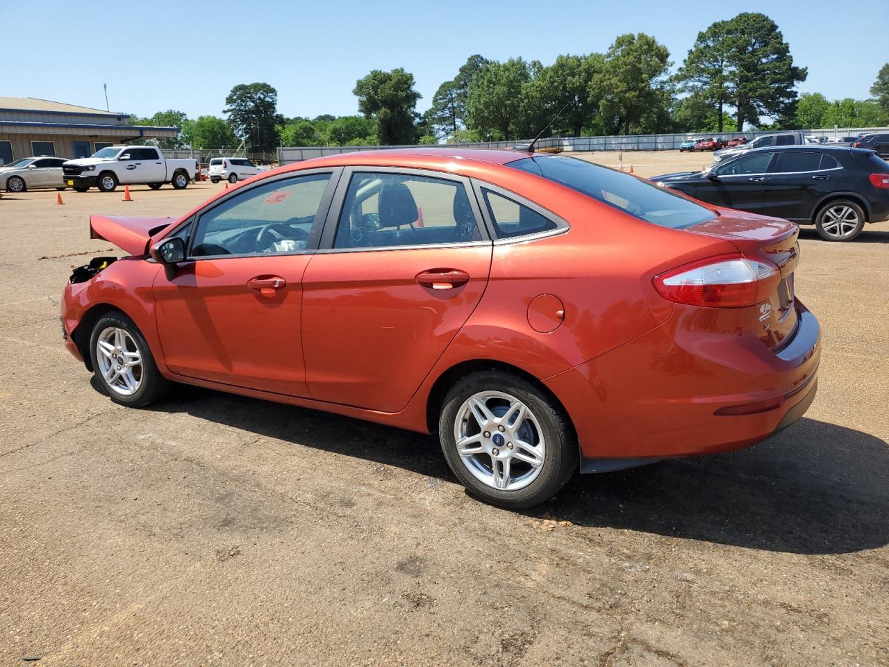 2019 Ford Fiesta Se - Фото 2