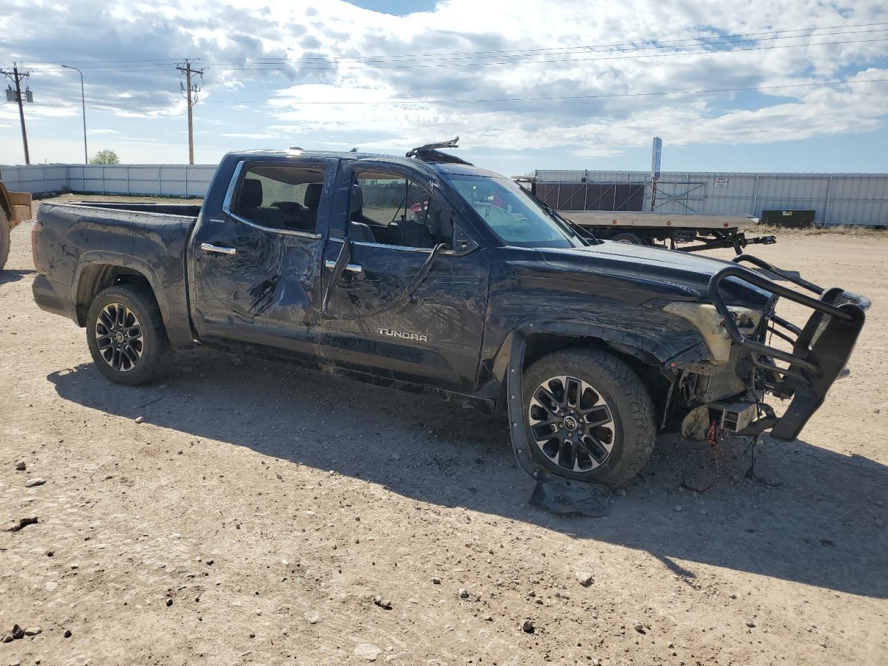 2022 Toyota Tundra Crewmax Limited - Image 4