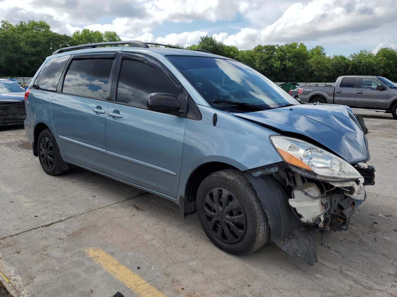 2009 Toyota Sienna Ce - Фото 4