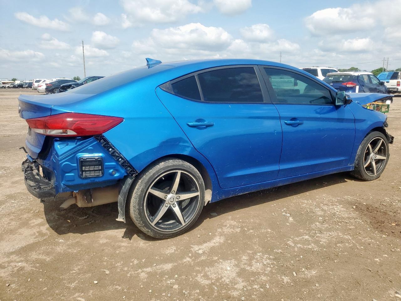 2017 Hyundai Elantra Se - Image 3