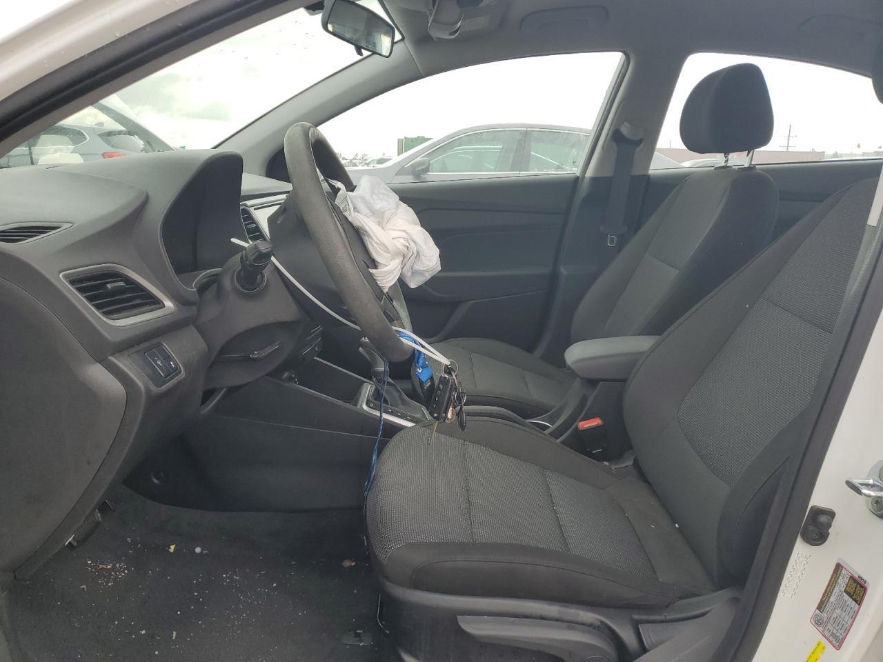 2022 Hyundai Accent Se - Фото 7