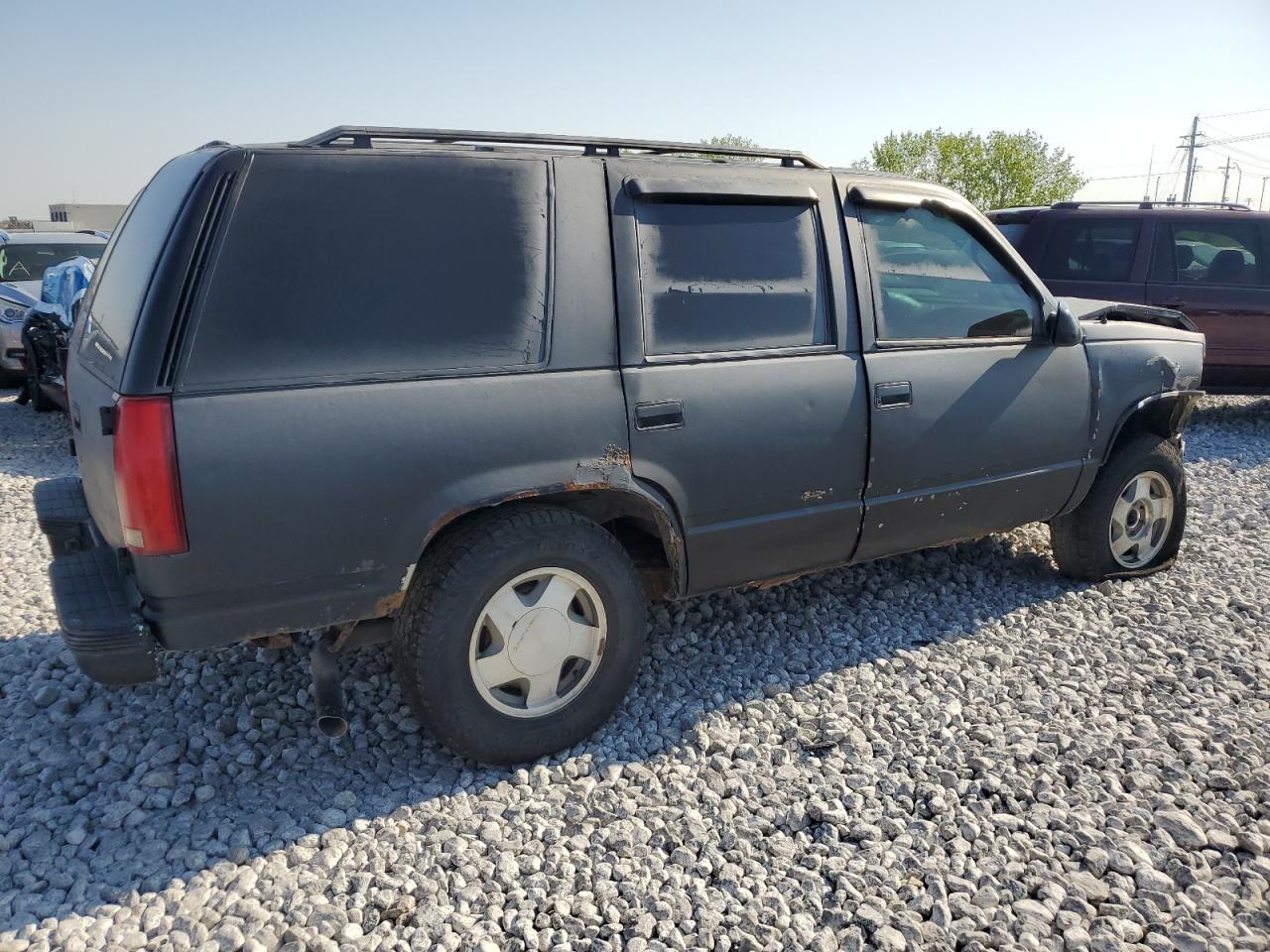 1996 Chevrolet Tahoe K1500 - Фото 3