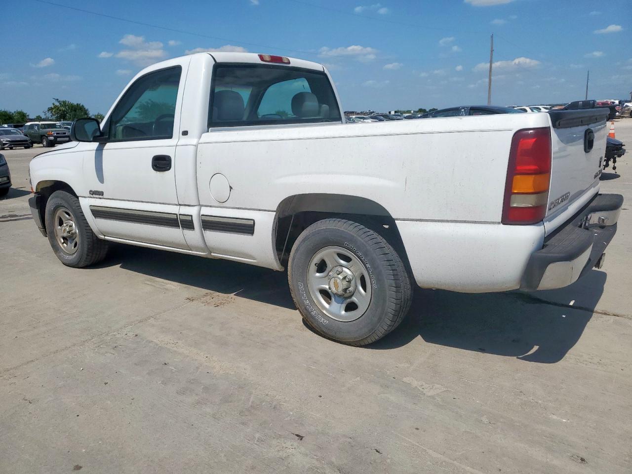 1999 Chevrolet Silverado C1500 - Фото 2