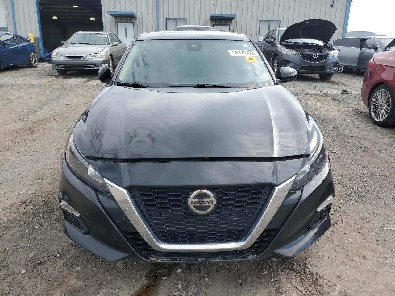 2022 Nissan Altima S - Image 5