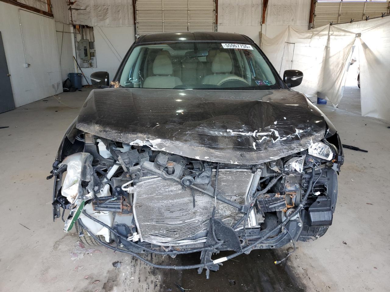 2015 Nissan Rogue S - Фото 5