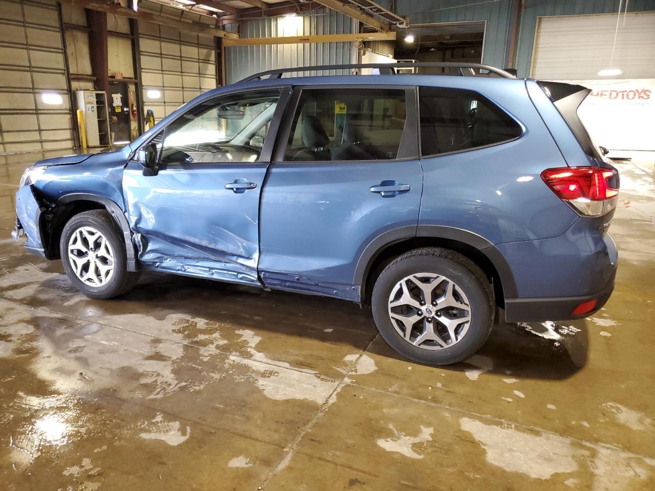 2024 Subaru Forester Premium - Фото 2