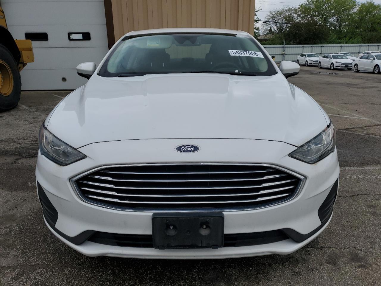 2019 Ford Fusion Se - Image 5