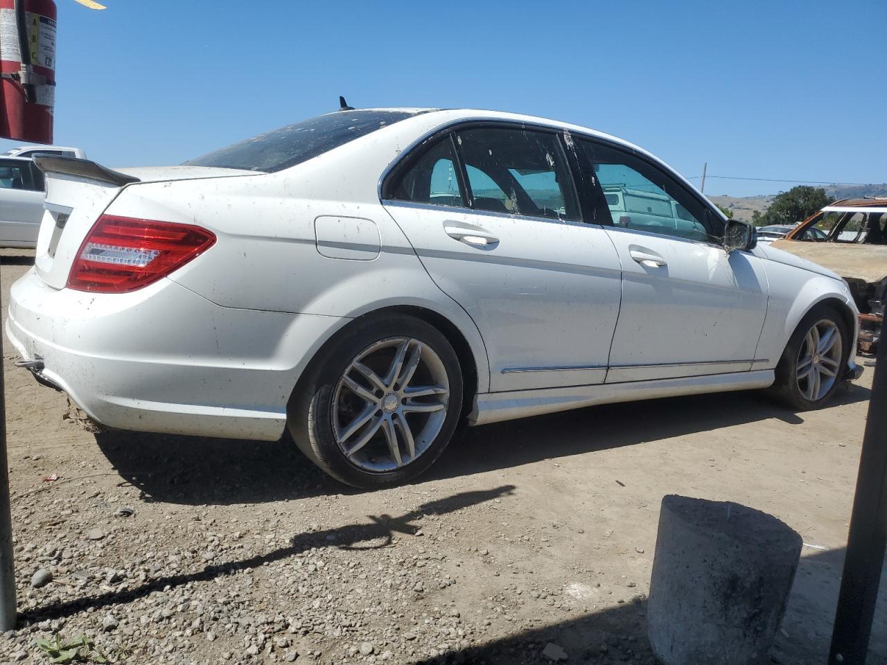2013 Mercedes-Benz C 250 - Фото 3