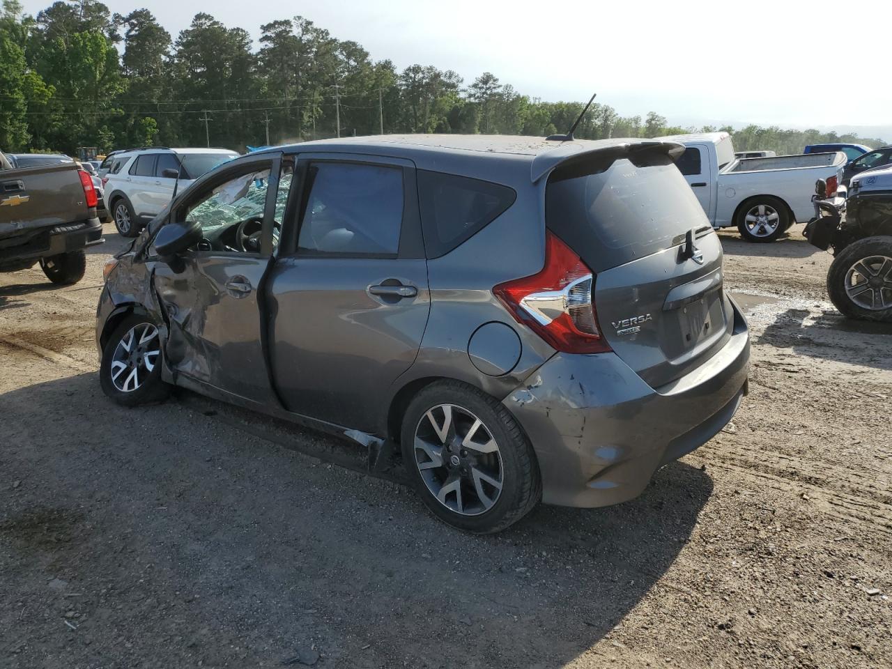 2016 Nissan Versa Note S - Фото 2