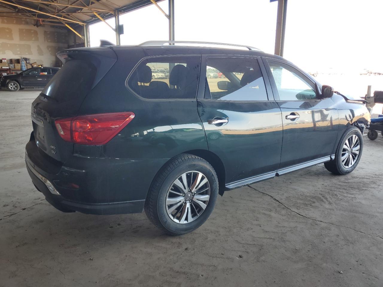 2019 Nissan Pathfinder S - Фото 3