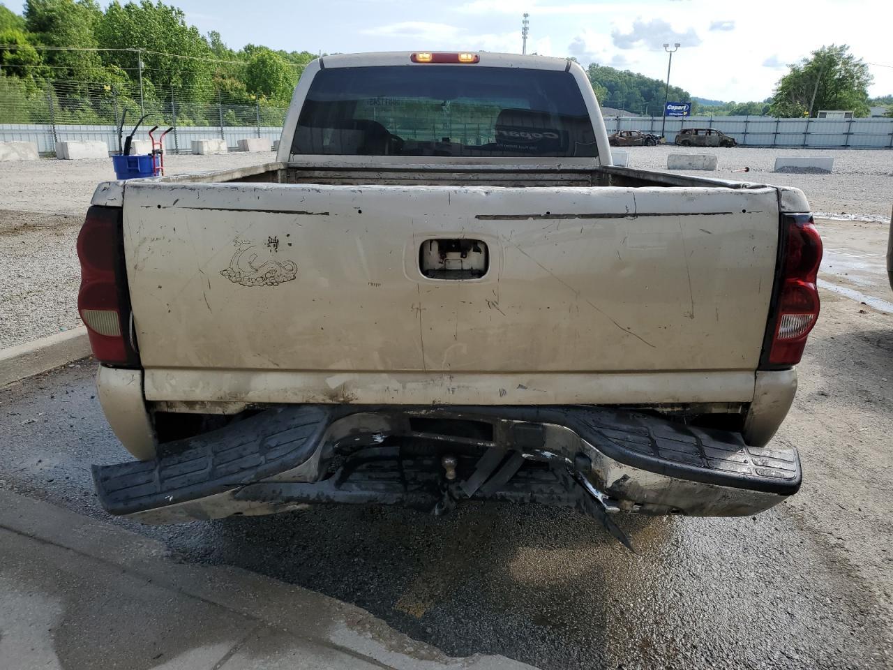 2004 Chevrolet Silverado C1500 - Фото 6