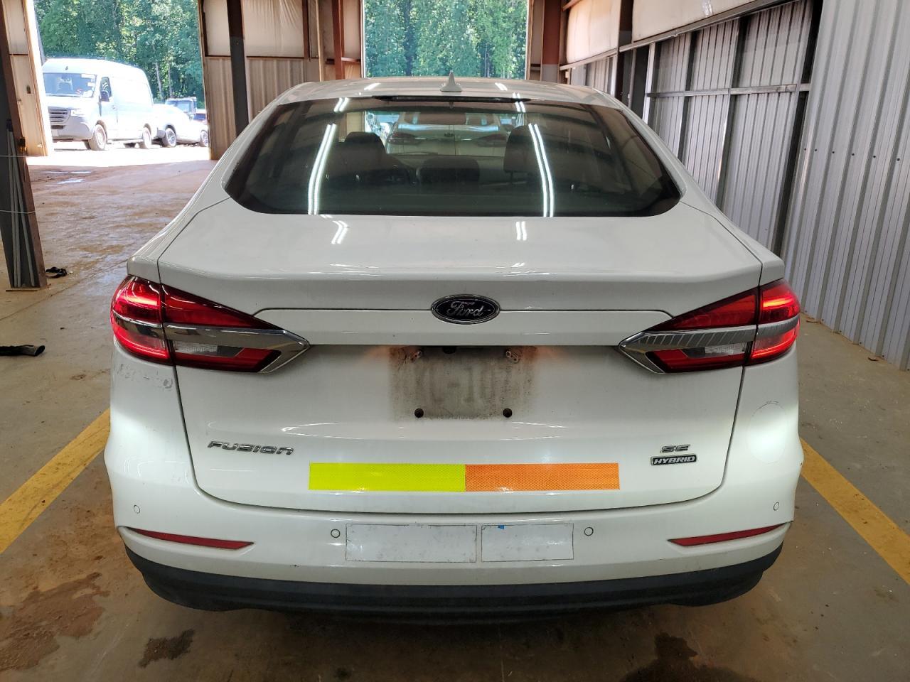 2020 Ford Fusion Se - Image 6