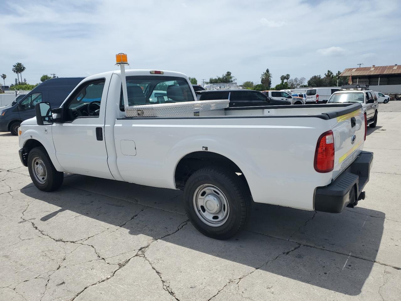 2013 Ford F250 Super Duty - Фото 2