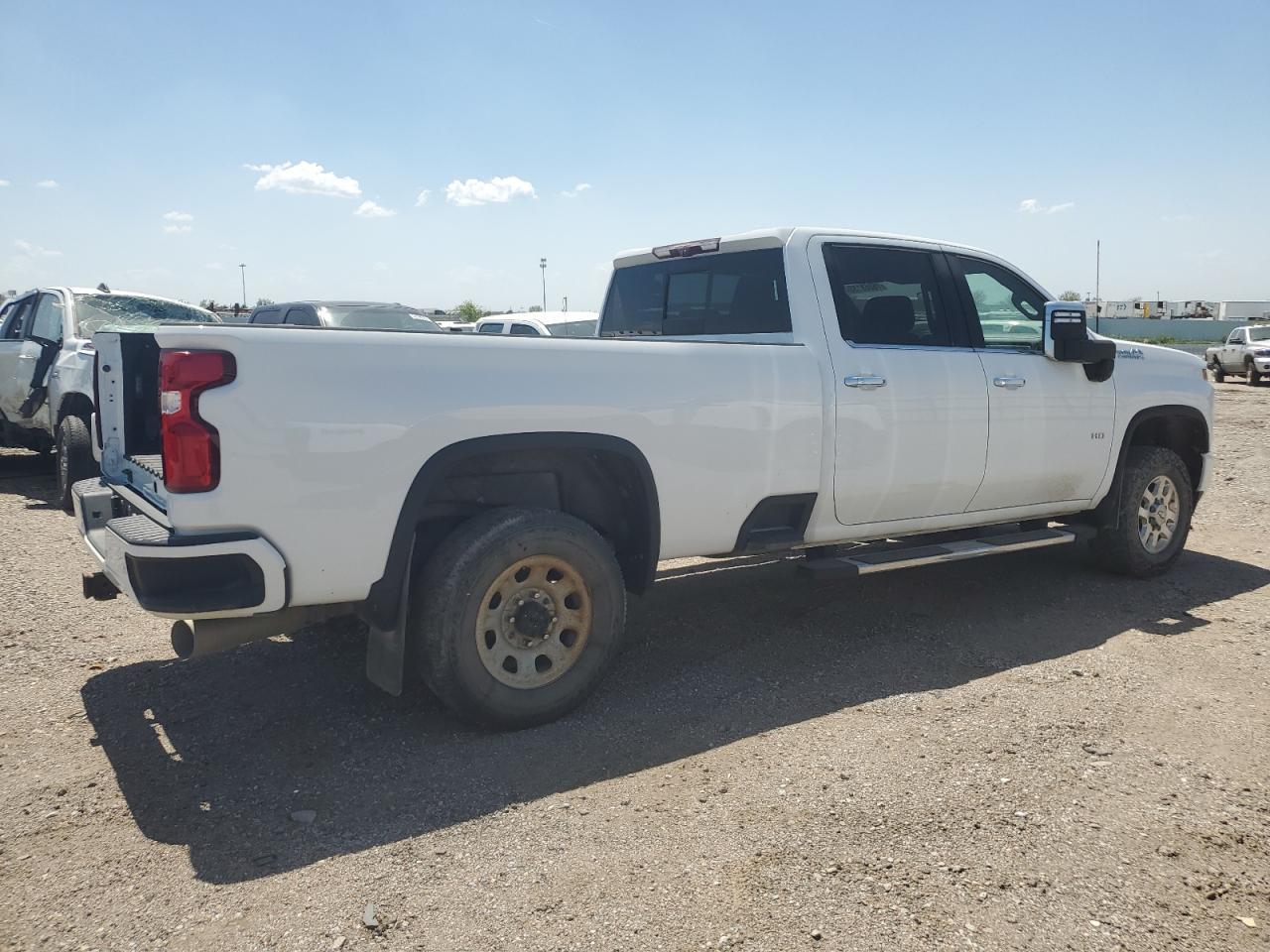 2022 Chevrolet Silverado K2500 High Country - Фото 3