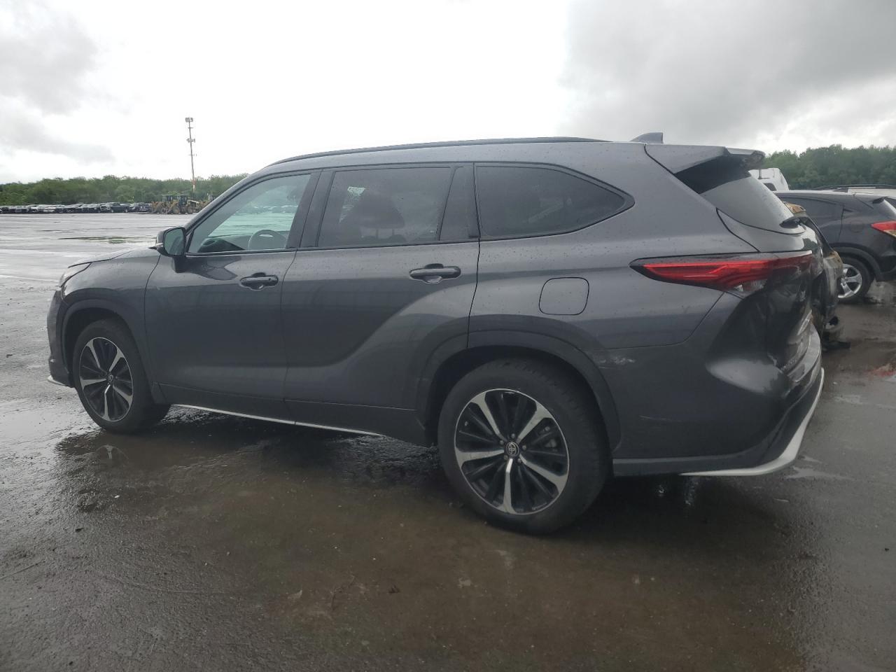 2021 Toyota Highlander Xse - Фото 2