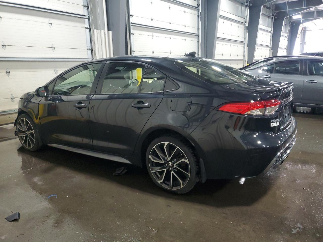 2020 Toyota Corolla Se - Image 2