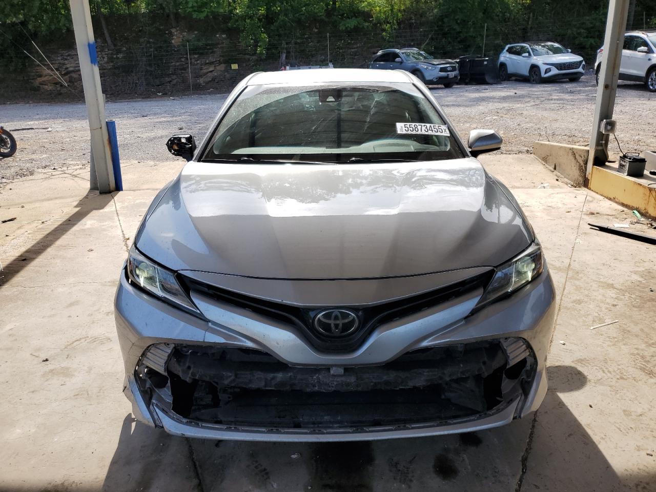 2018 Toyota Camry L - Image 5