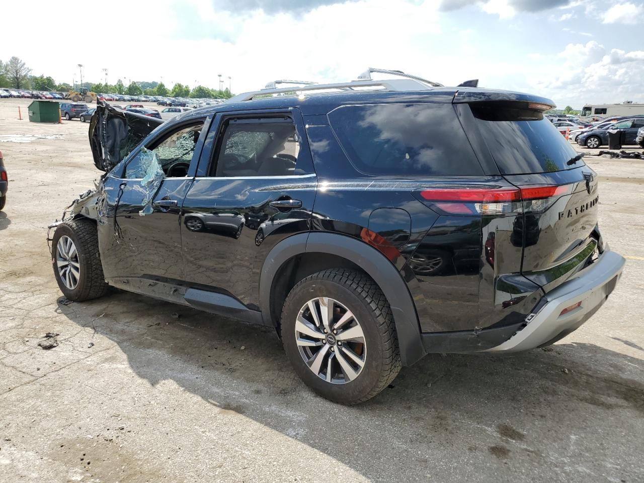2023 Nissan Pathfinder Sl - Фото 2