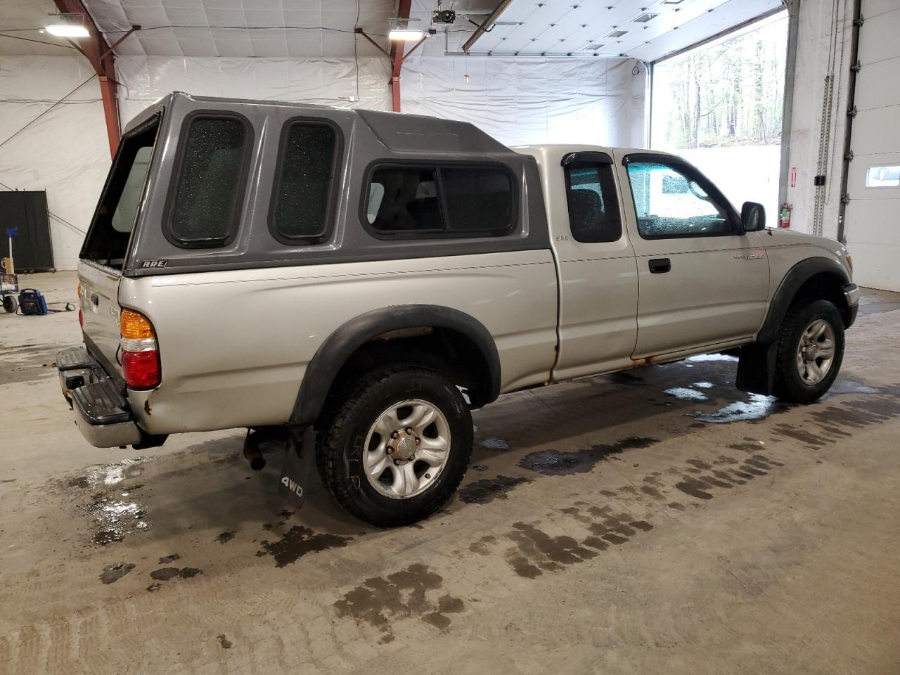 2001 Toyota Tacoma Xtracab - Image 3