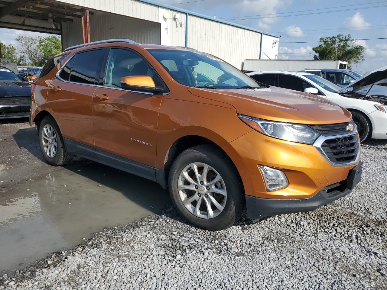 2018 Chevrolet Equinox Lt - Image 4