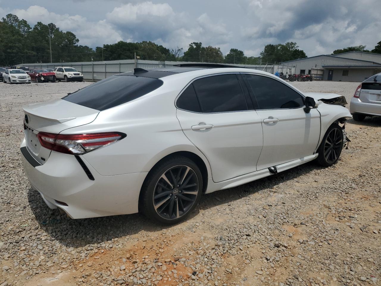 2019 Toyota Camry Xse - Фото 3