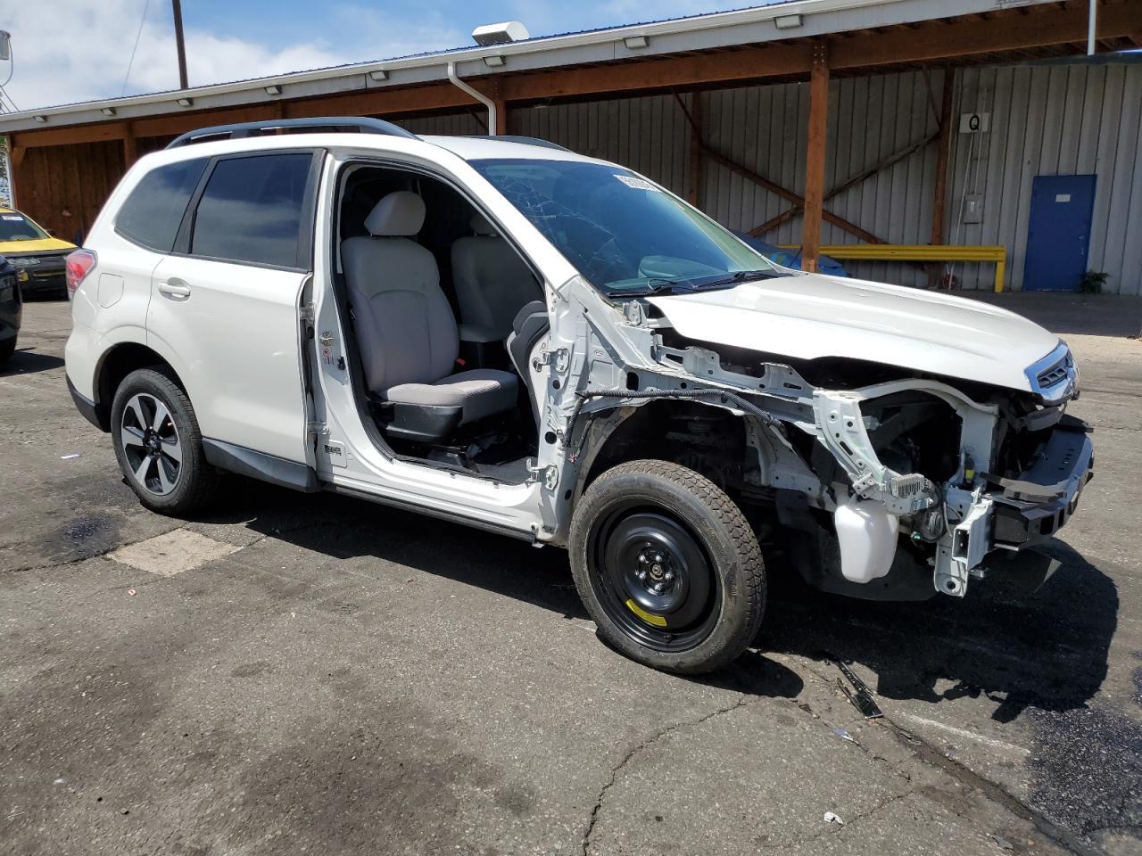 2017 Subaru Forester 2.5I - Фото 4