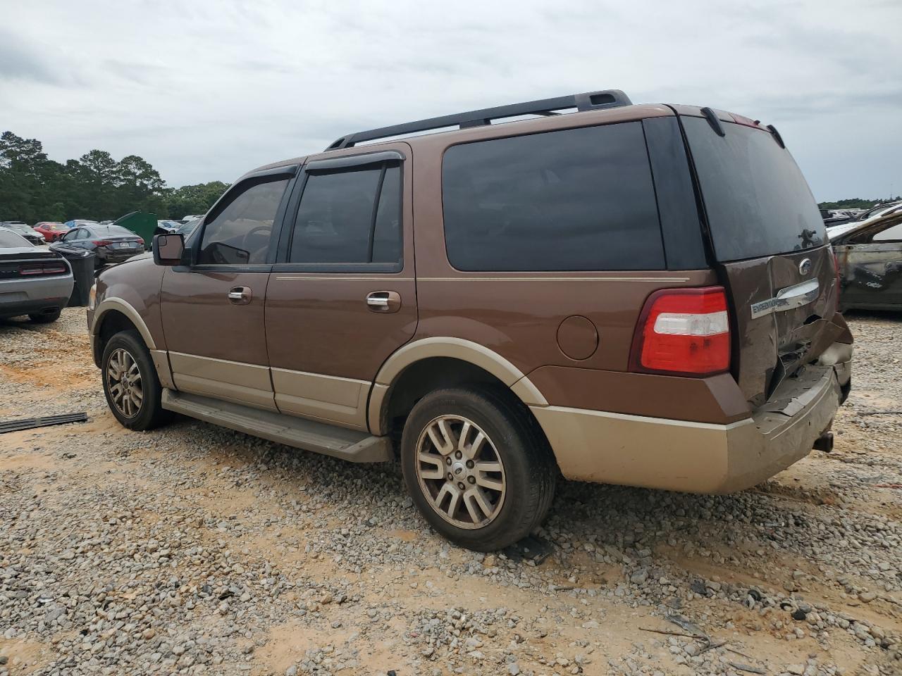2012 Ford Expedition Xlt - Фото 2