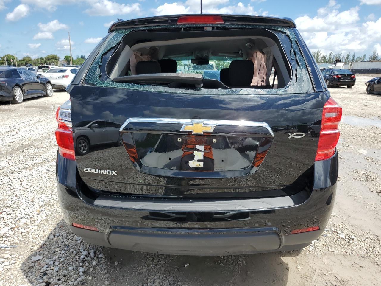 2017 Chevrolet Equinox Ls - Image 6