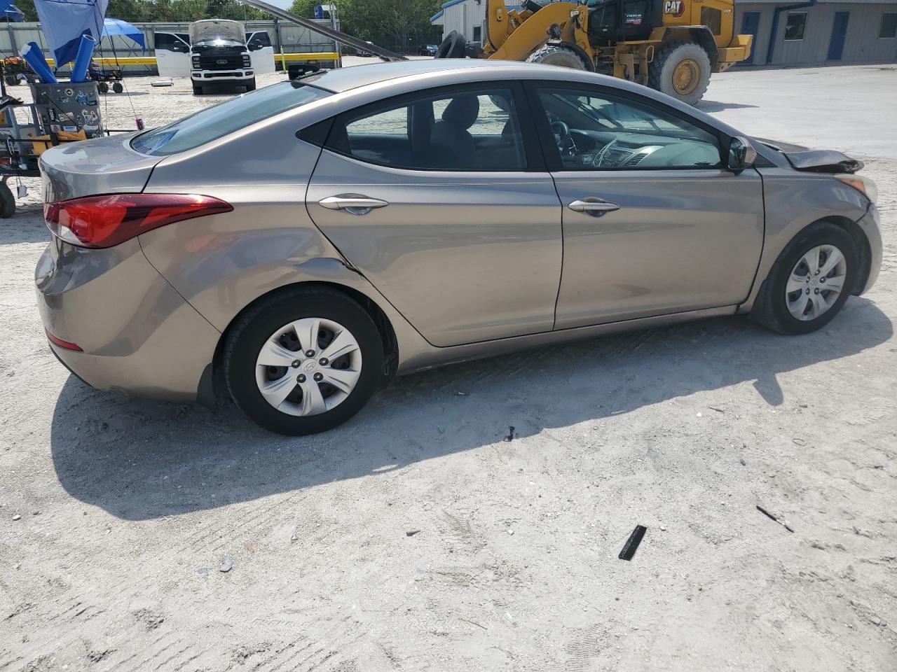 2016 Hyundai Elantra Se - Фото 3