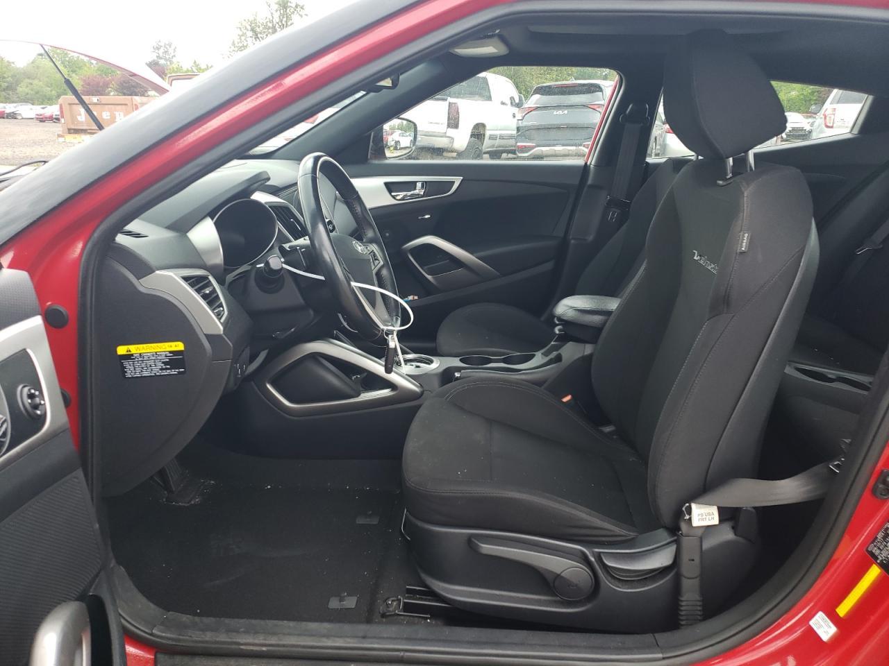 2017 Hyundai Veloster - Image 7