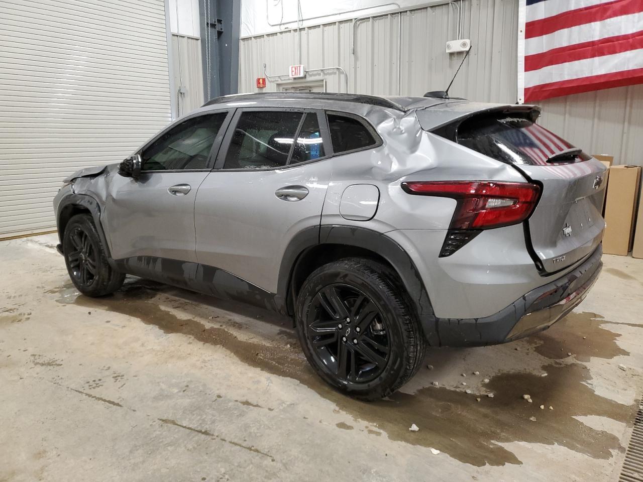 2025 Chevrolet Trax Activ - Image 2