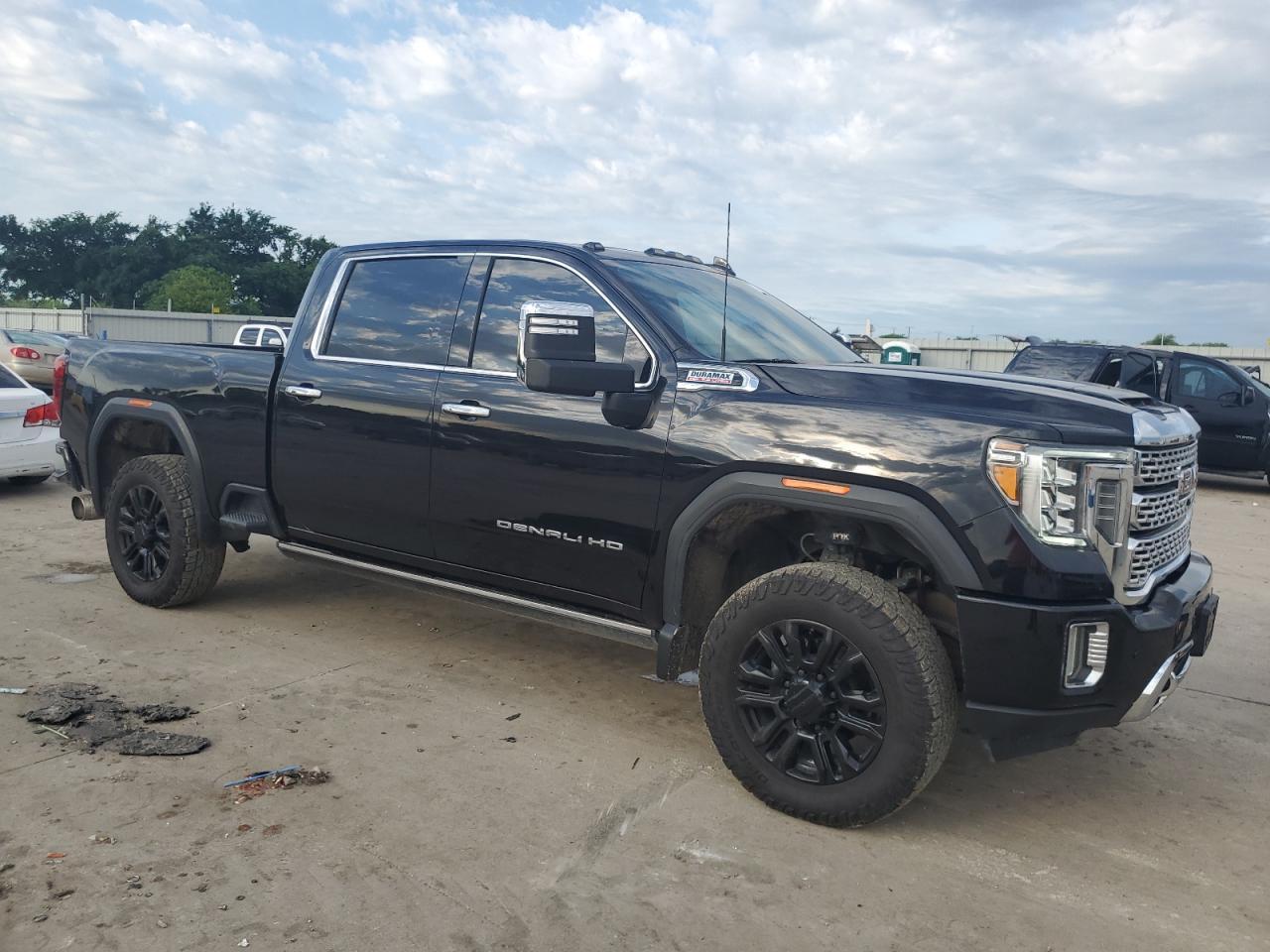 2022 GMC Sierra K2500 Denali - Image 4