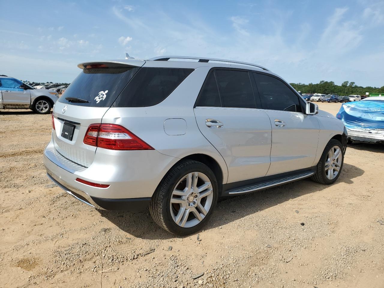 2015 Mercedes-Benz Ml 350 - Image 3