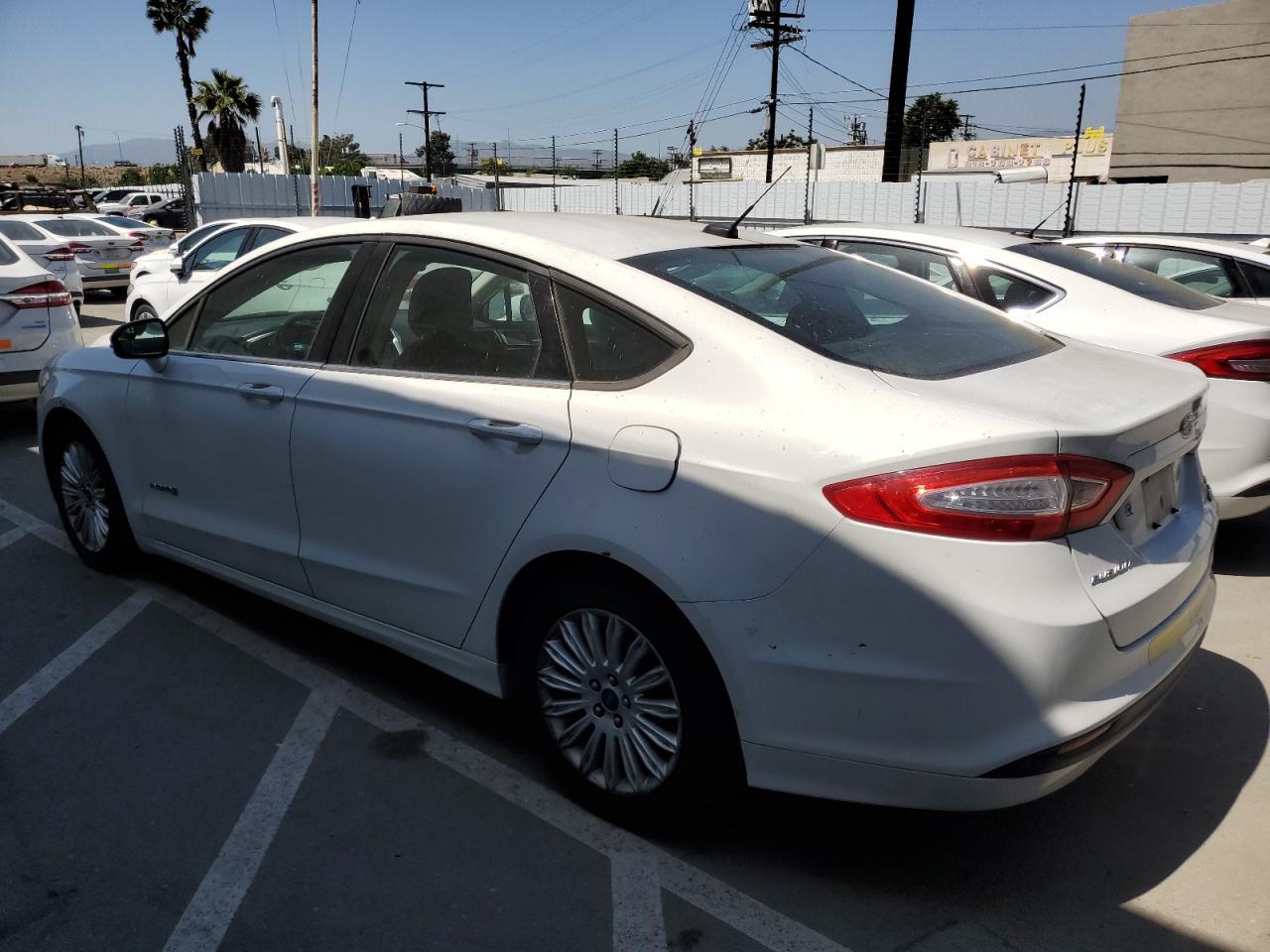 2013 Ford Fusion Se Hybrid - Image 2