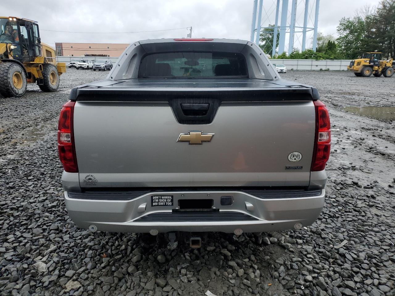 2010 Chevrolet Avalanche Lt - Image 6