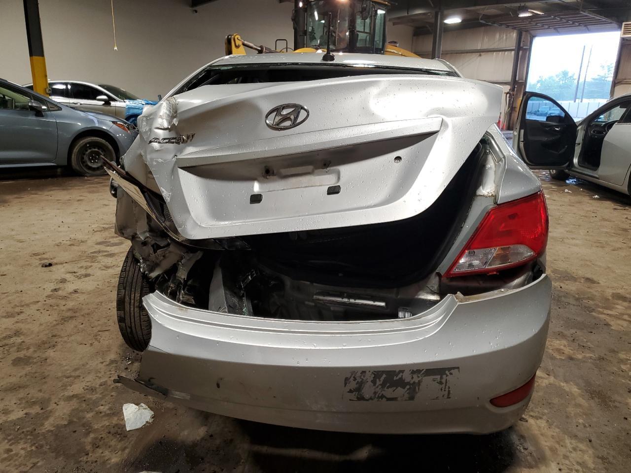 2017 Hyundai Accent Se - Фото 6