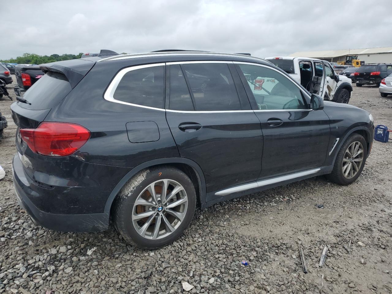 2019 BMW X3 xDrive30I - Фото 3