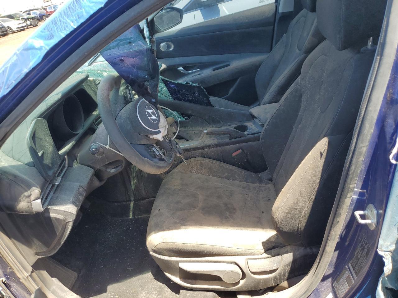 2021 Hyundai Elantra Se - Фото 7