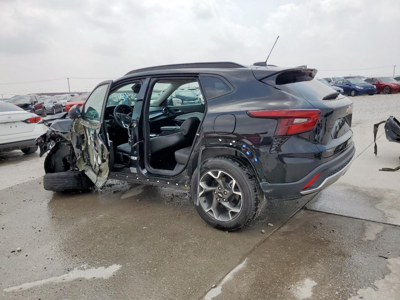 2025 Chevrolet Trax 1Lt - Фото 2