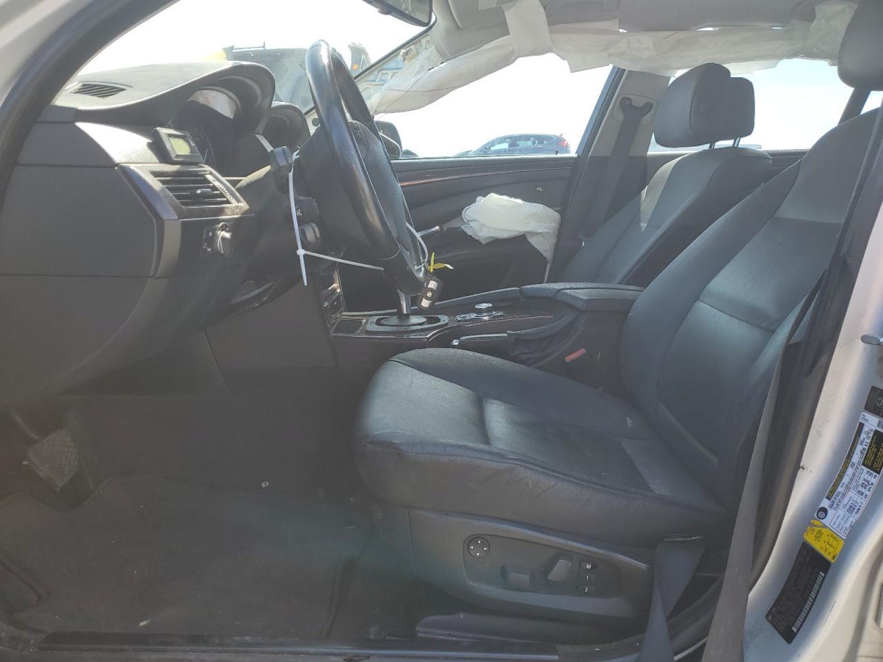 2010 BMW 528 I - Image 7