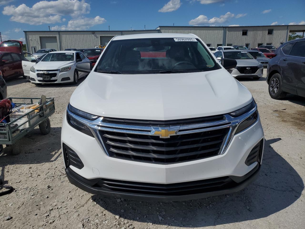 2022 Chevrolet Equinox Ls - Image 5
