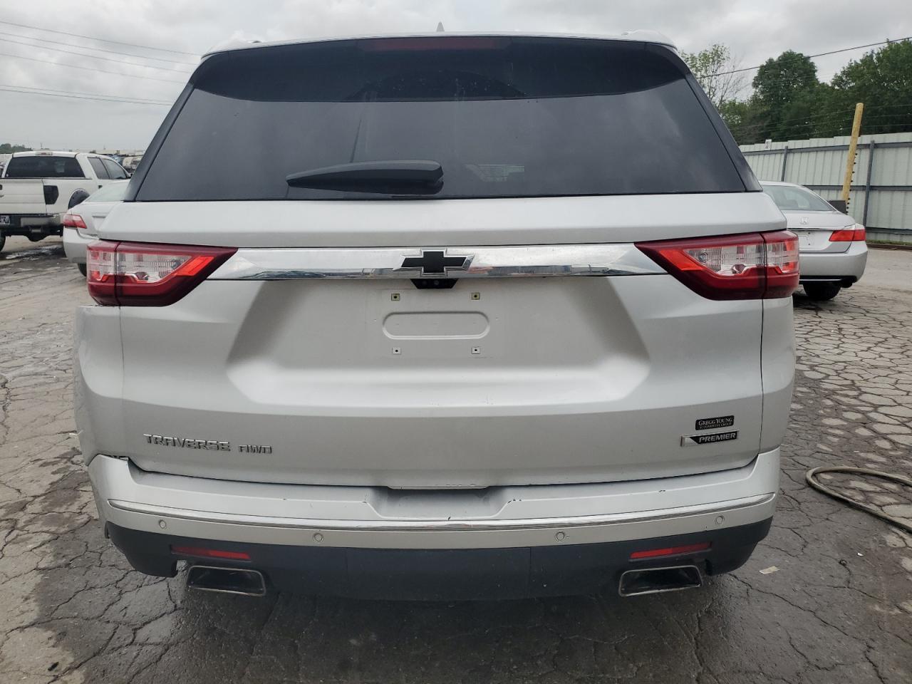 2018 Chevrolet Traverse Premier - Фото 6