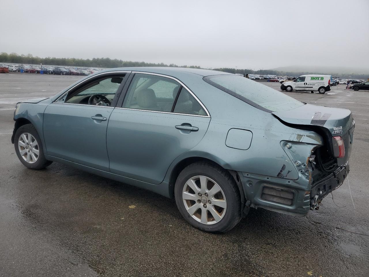 2008 Toyota Camry Ce - Фото 2