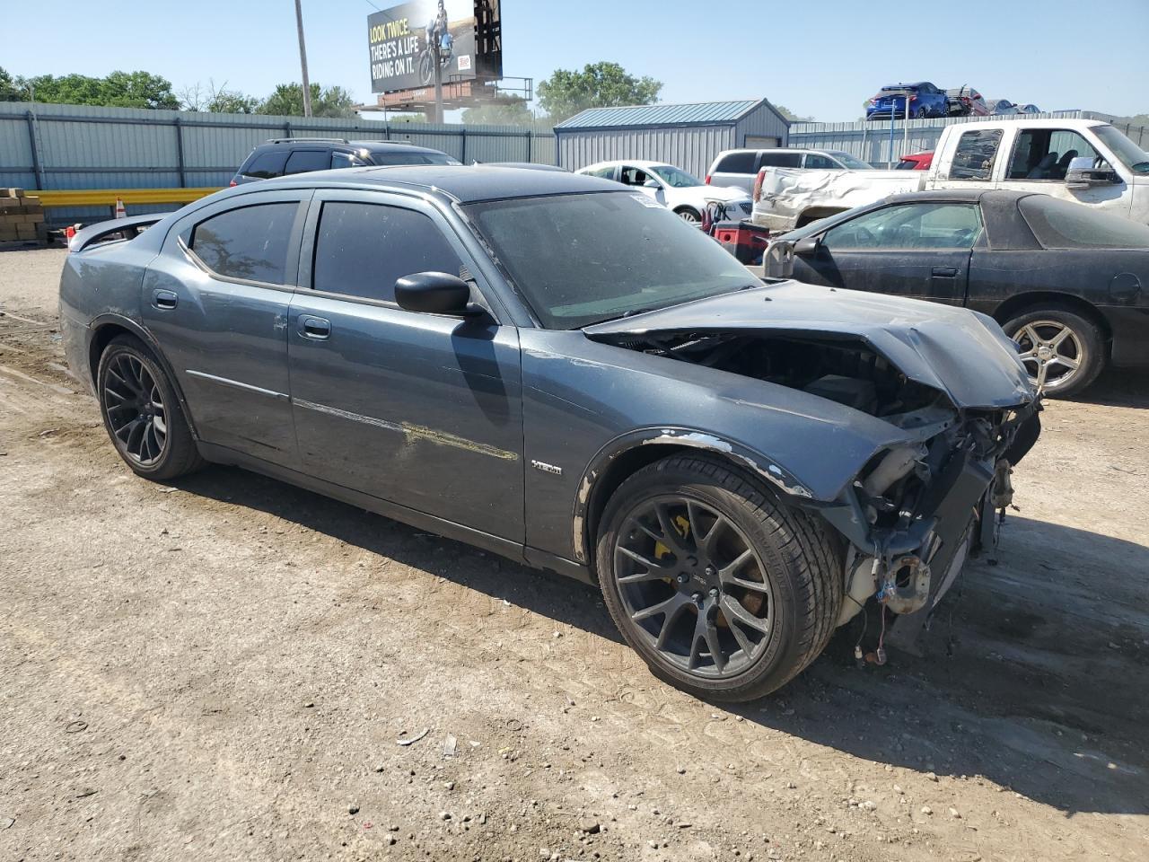 2008 Dodge Charger - Фото 4