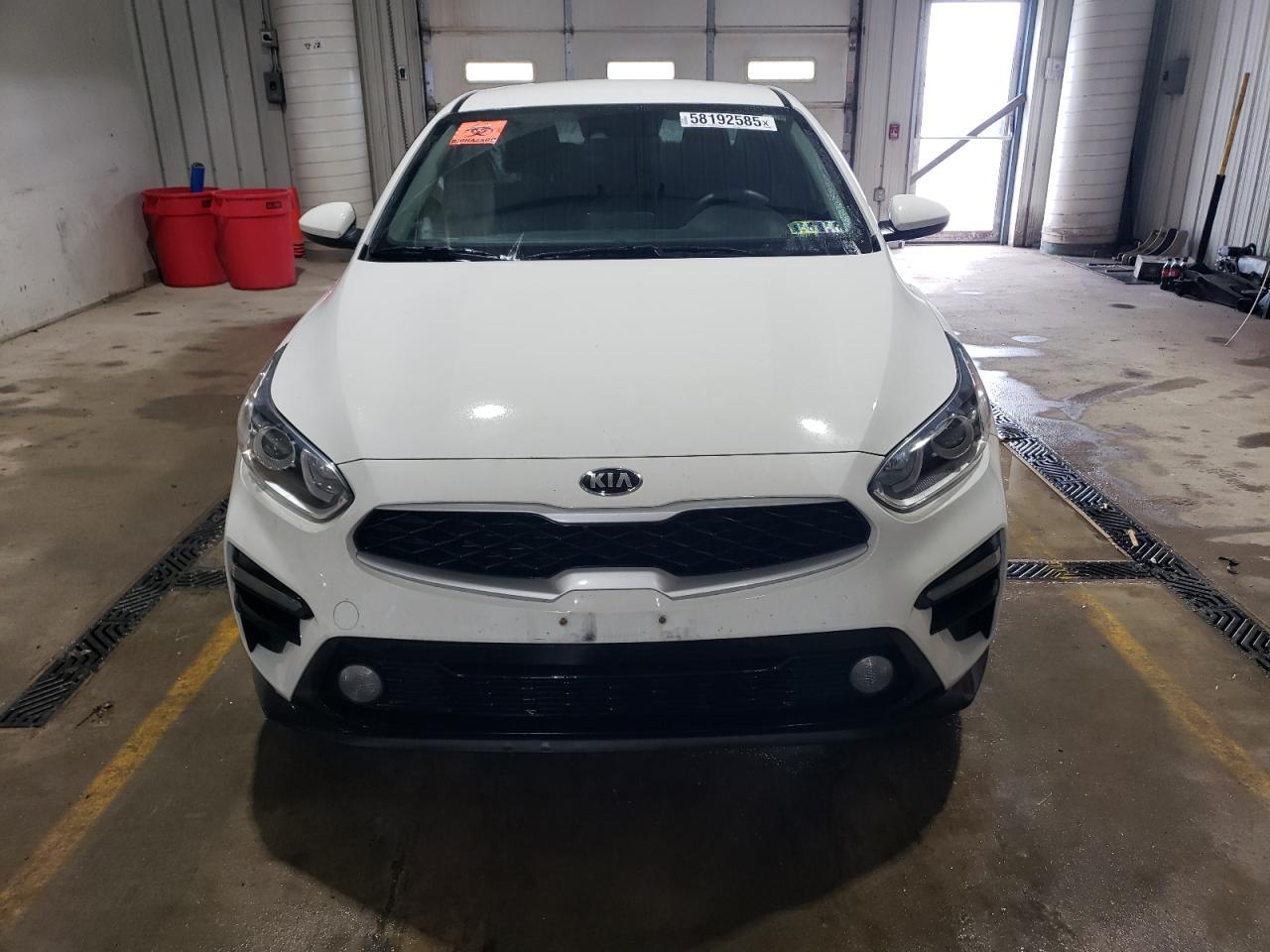 2021 Kia Forte Fe - Image 5
