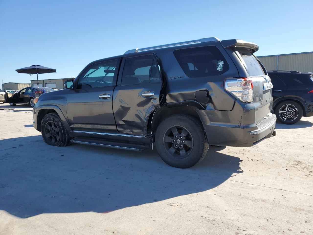 2010 Toyota 4Runner Sr5 - Image 2