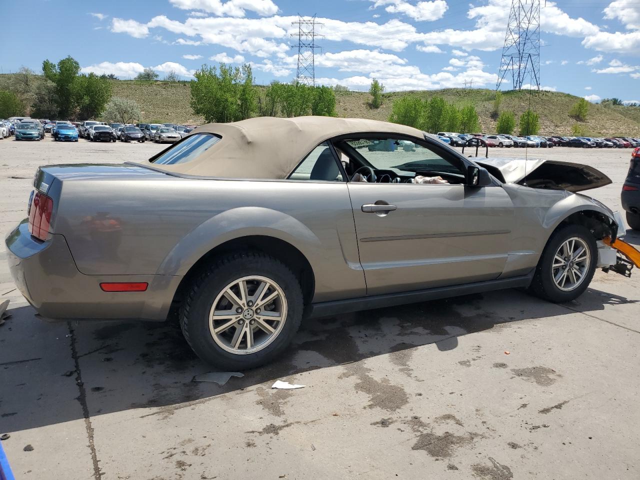2005 Ford Mustang - Фото 3