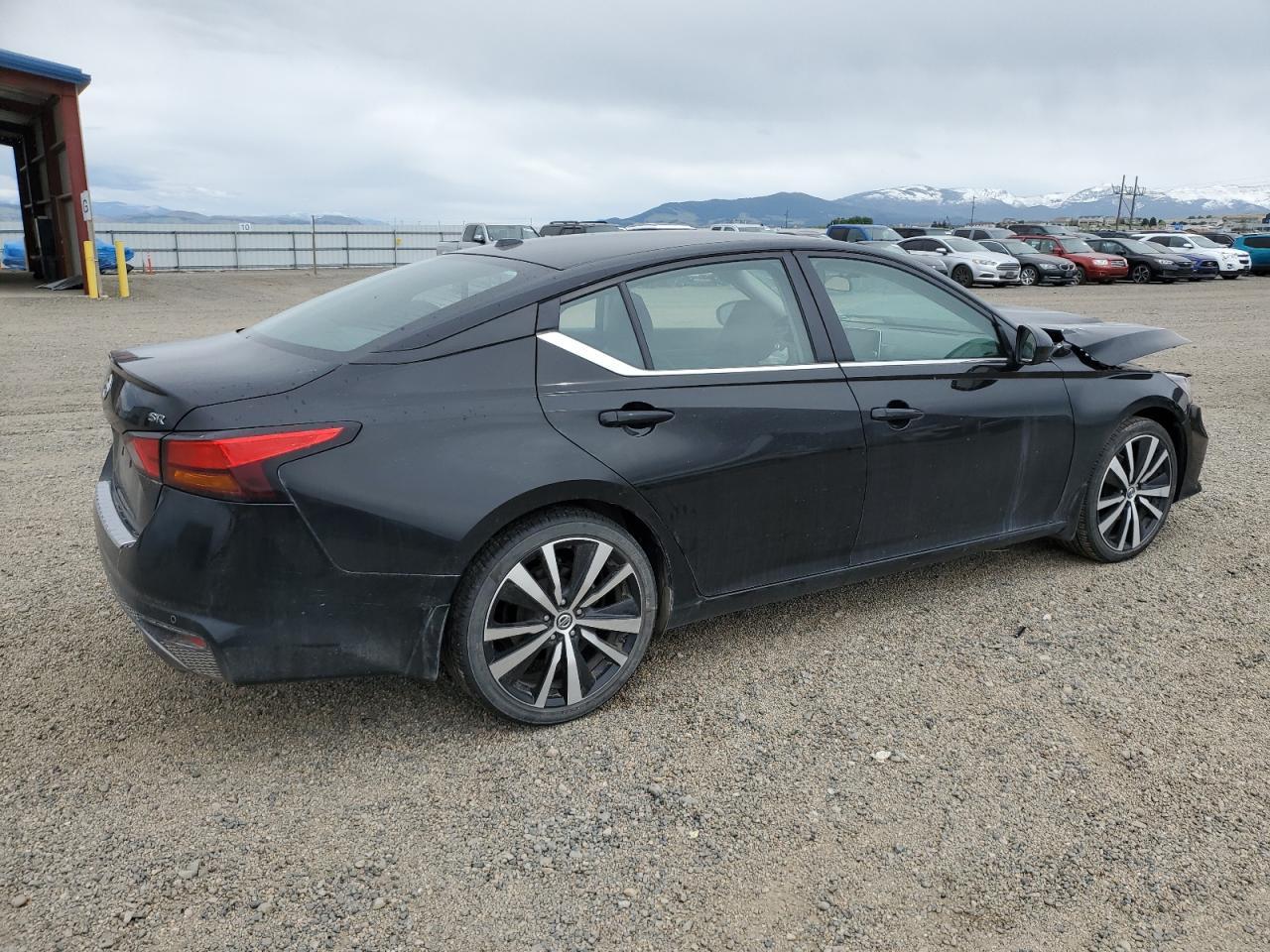 2022 Nissan Altima Sr - Фото 3